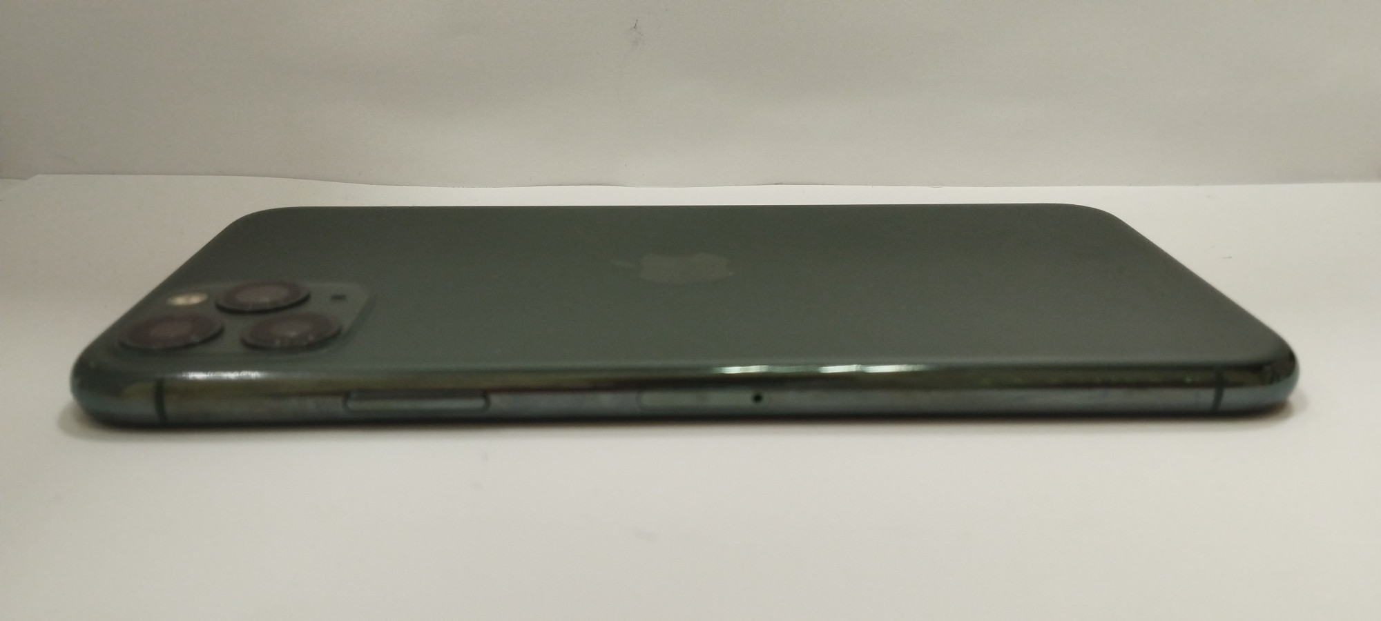 Apple iPhone 11 Pro Max 64Gb Midnight Green (MWHH2) 2