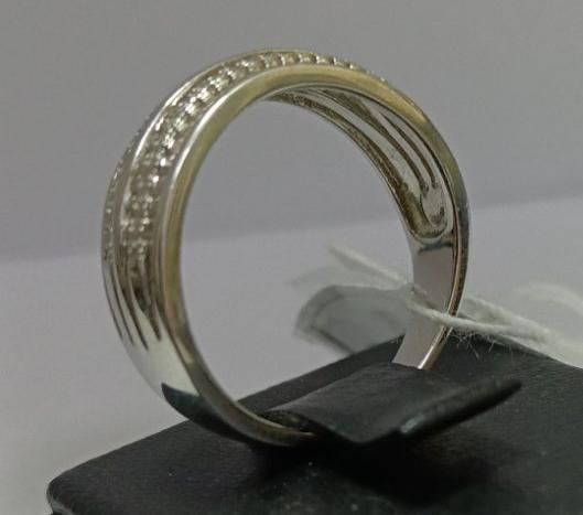 Серебряное кольцо с цирконием (30872193) 1