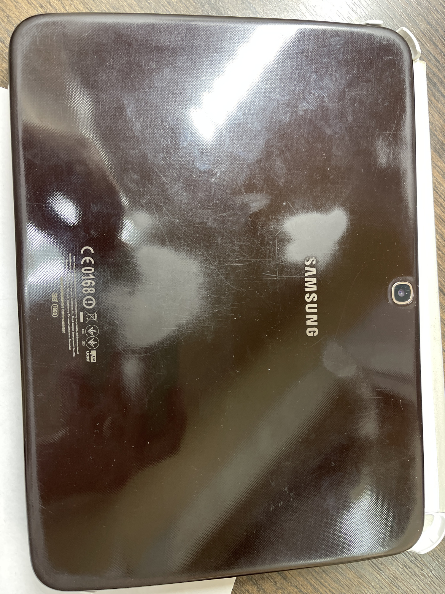 Планшет Samsung Galaxy Tab 3 GT-P5220 16Gb 2