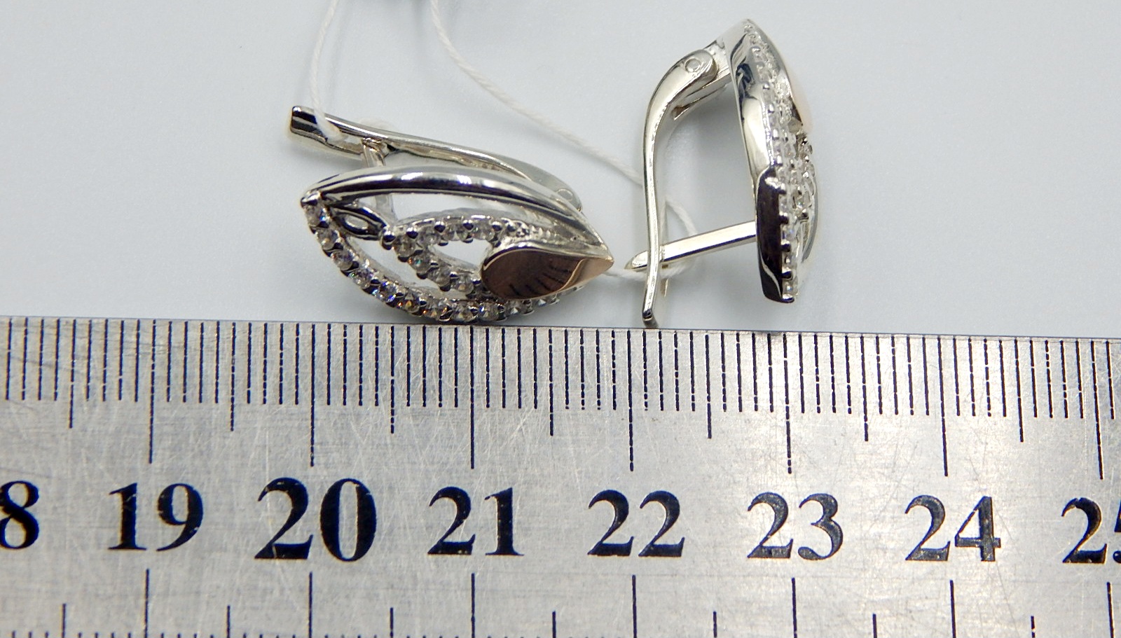 Серебряные серьги с позолотой и цирконием (31618597) 5