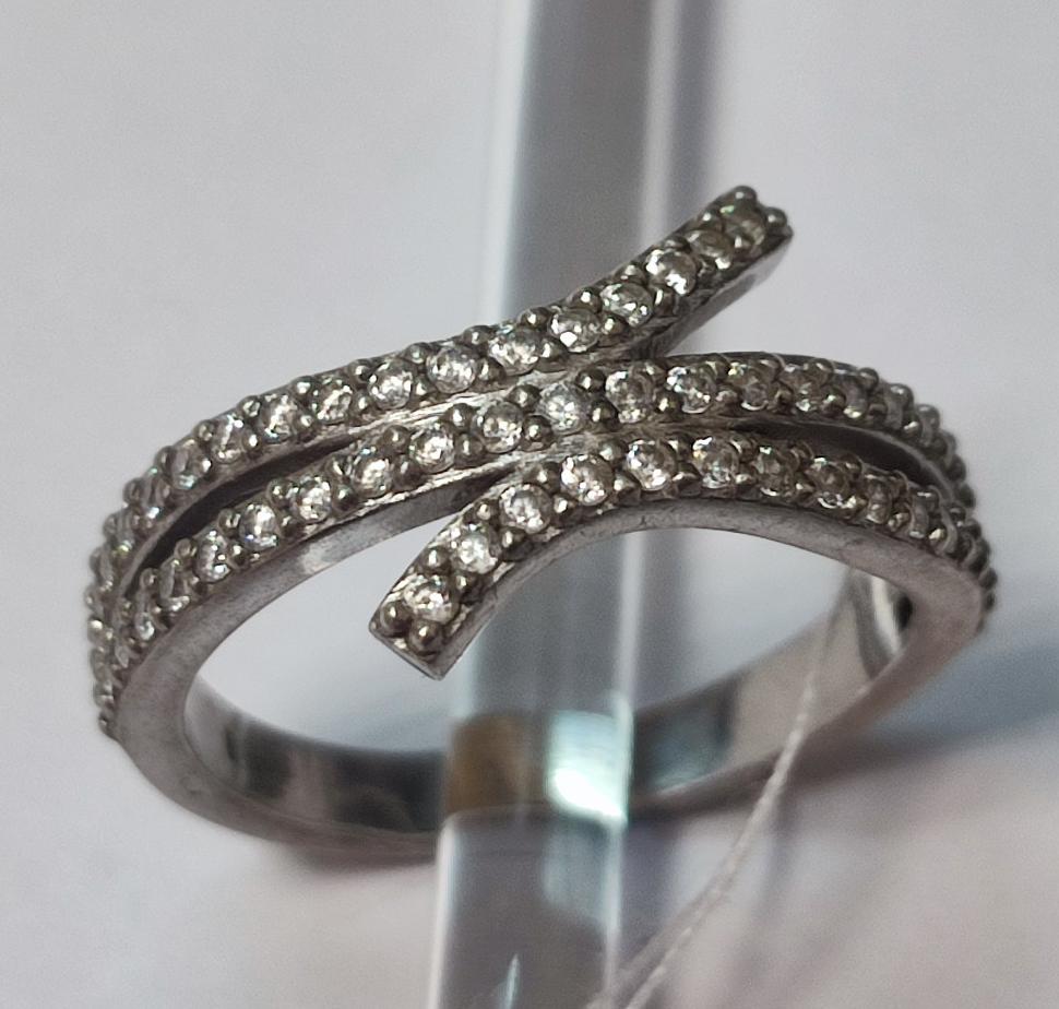 Серебряное кольцо с цирконием (33732145) 0