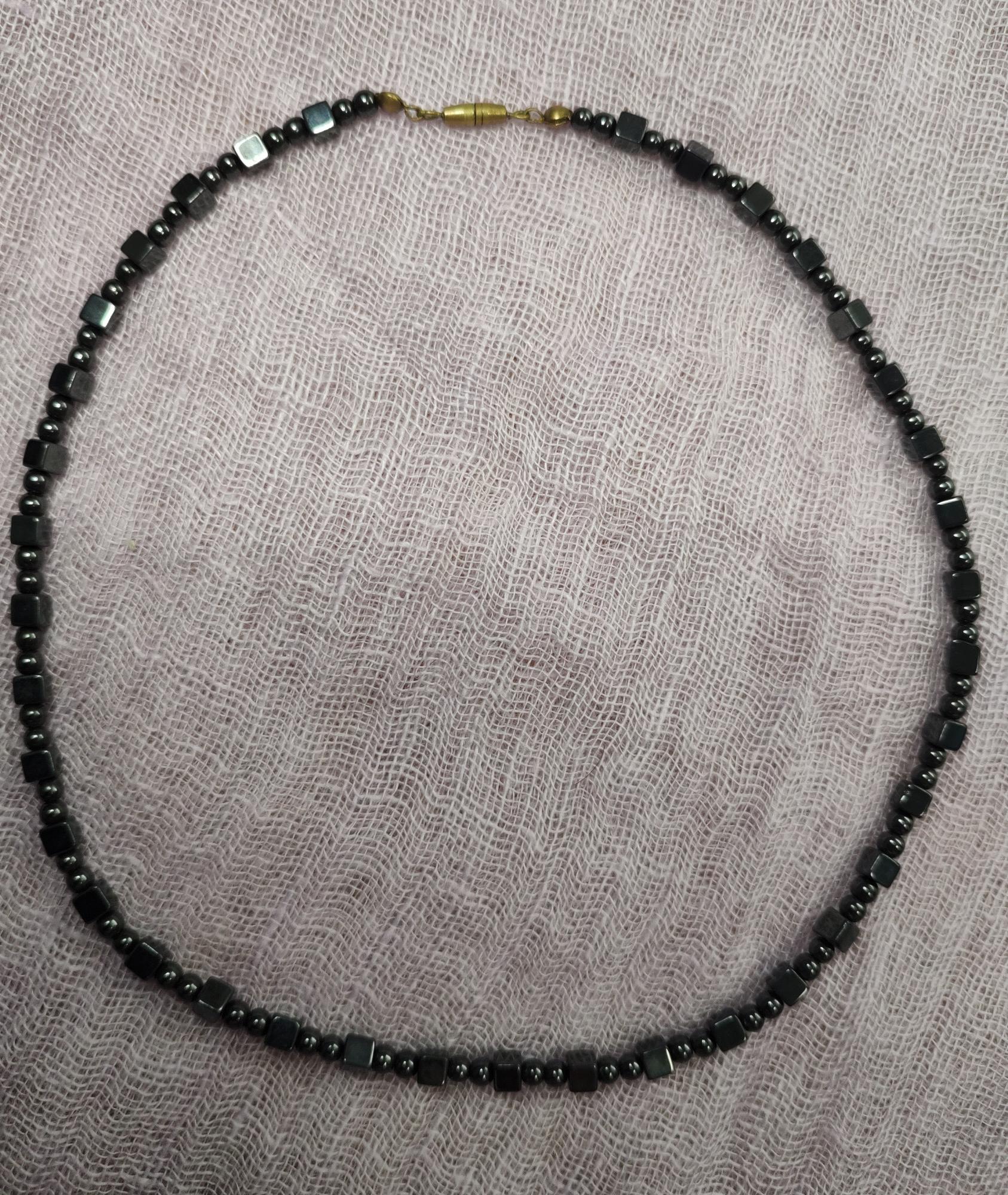 Ожерелье из гематита (33676656) 0