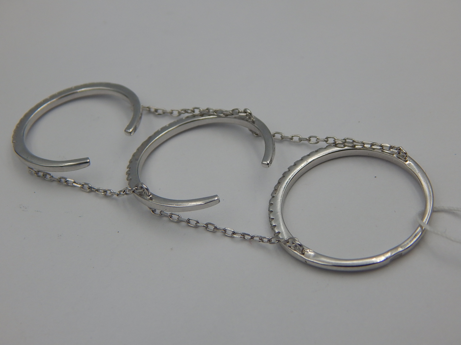 Серебряное кольцо с цирконием (30518784) 1