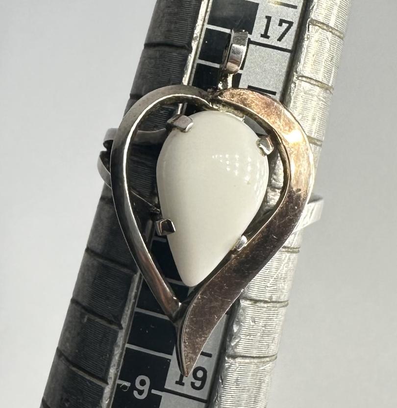 Серебряное кольцо с опалом (33762994) 1