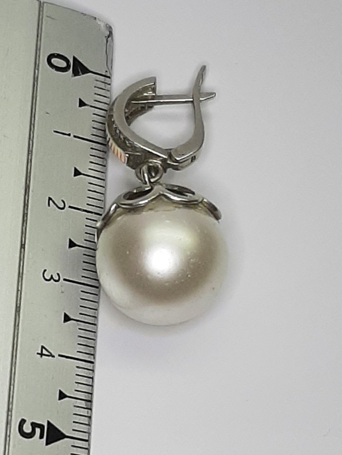 Серебряные серьги с позолотой, жемчугом и цирконием (30032234) 3