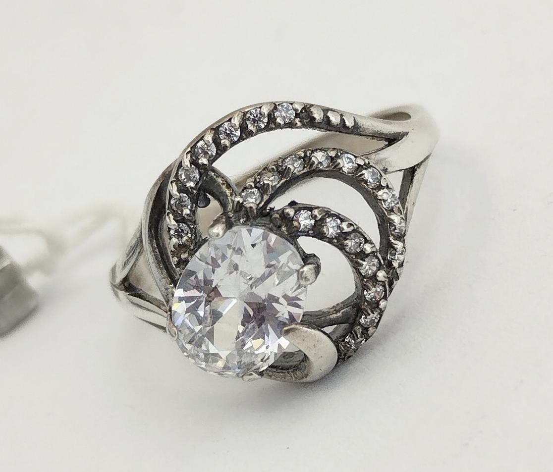 Серебряное кольцо с цирконием (33432402) 0