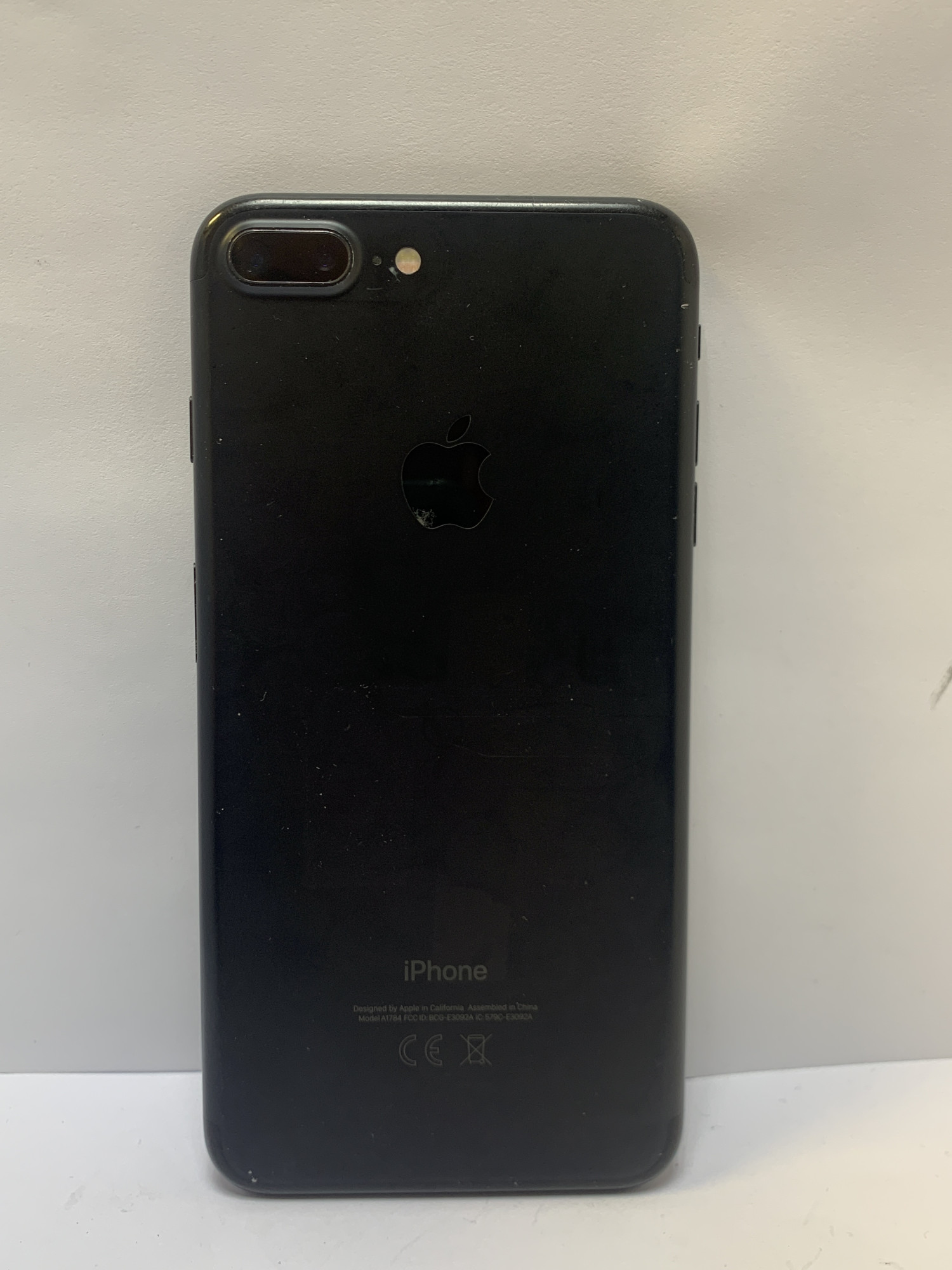 Apple iPhone 7 Plus 32Gb Black 1