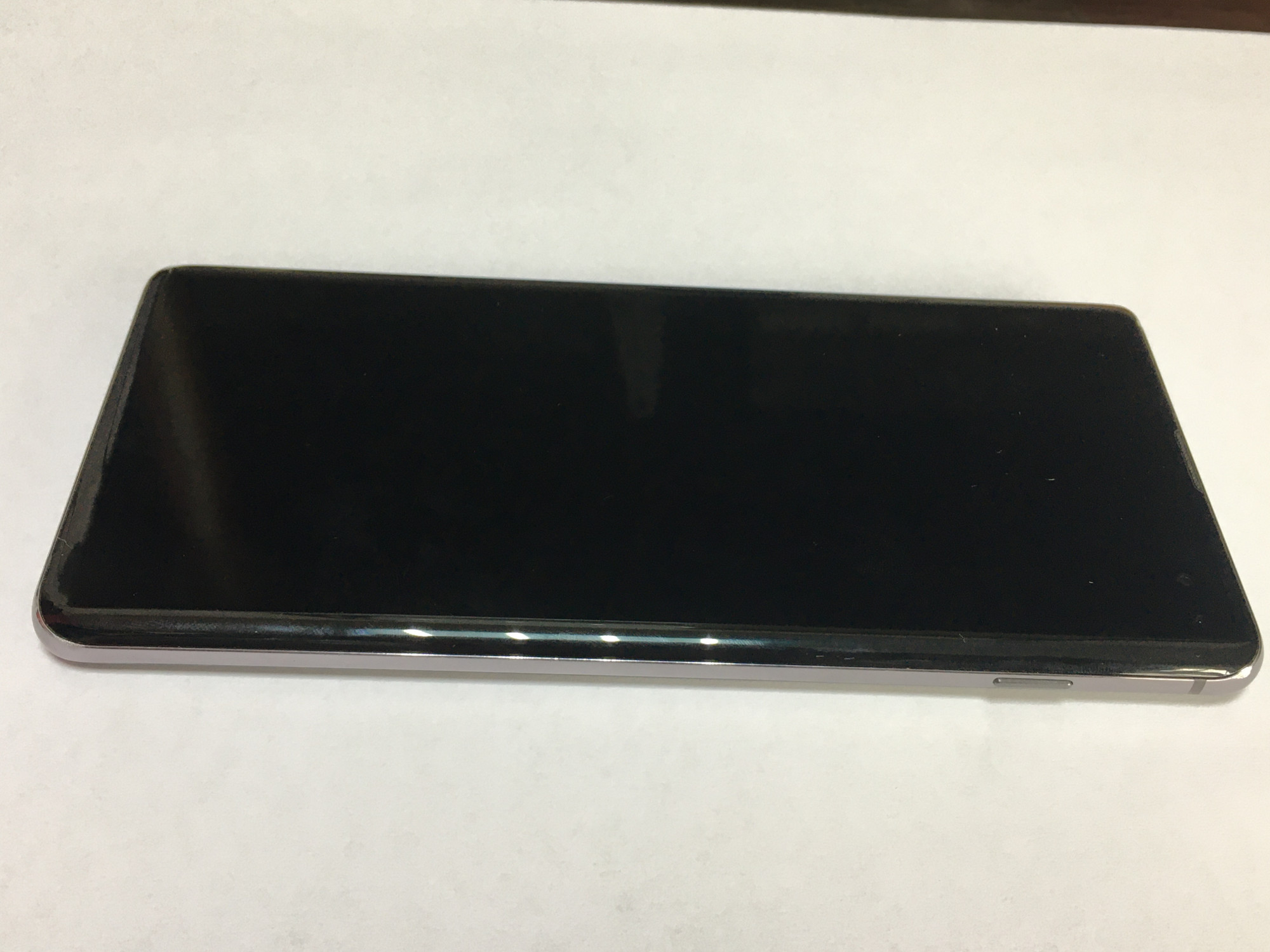 Samsung Galaxy S10+ (SM-G975F) 8/128Gb Black 1