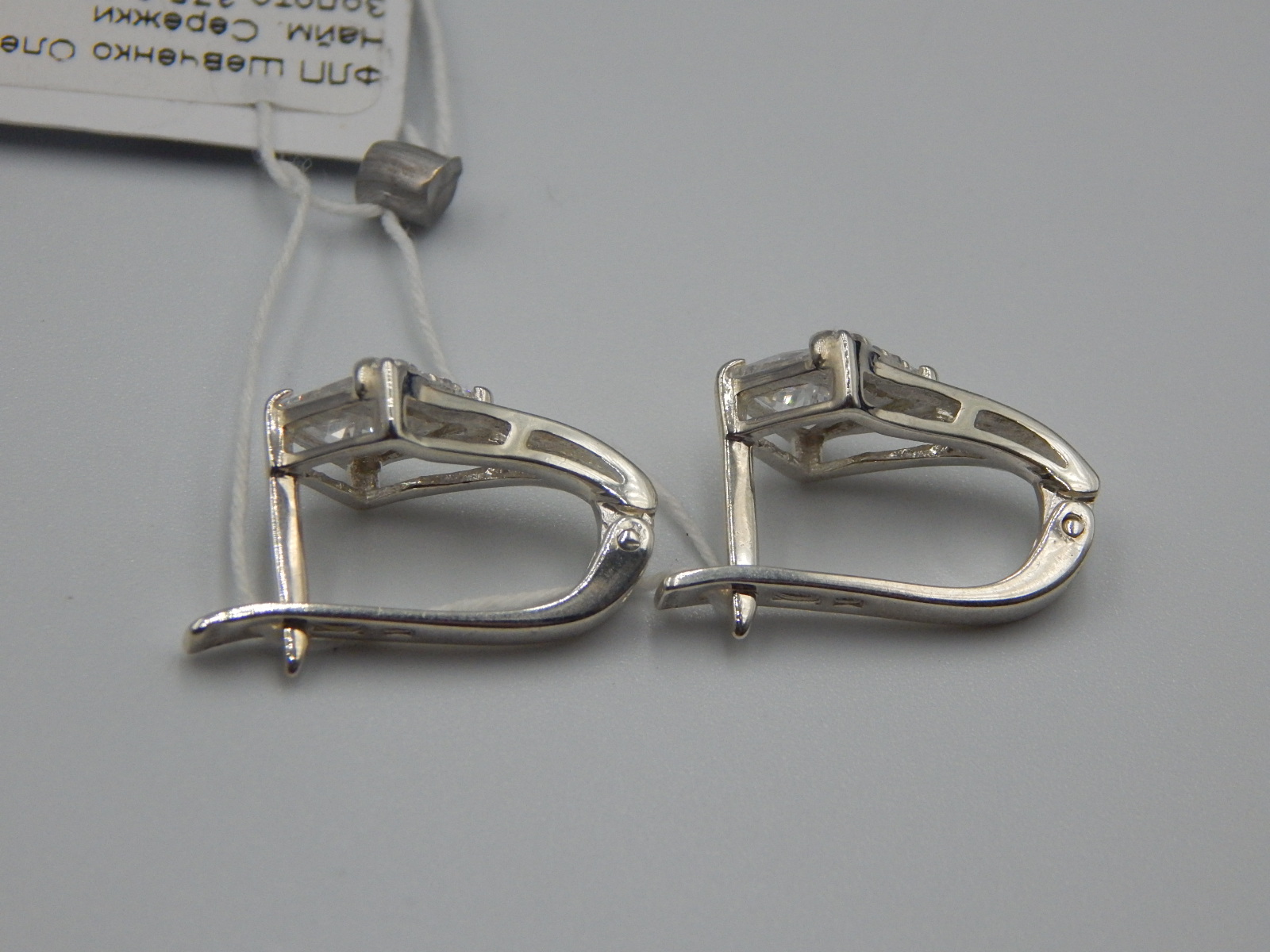 Серебряные серьги с позолотой и цирконием (31650353) 4