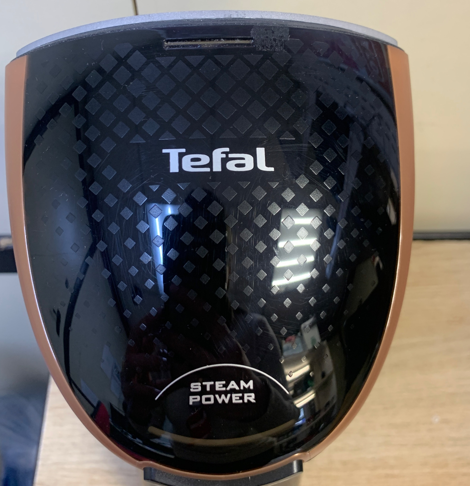 Ручний відпарювач Tefal Access Steam Care DT9100 2