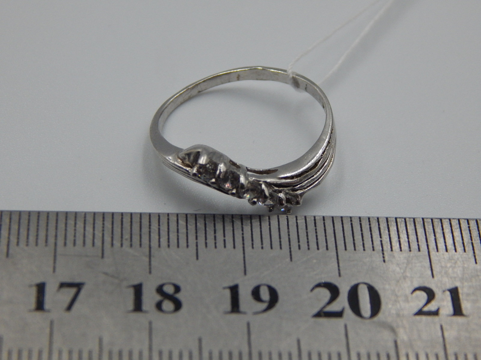Серебряное кольцо с цирконием (30829414) 4