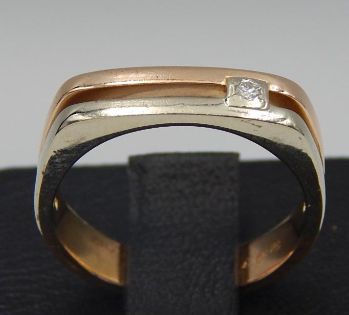 Перстень из красного и желтого золота с бриллиантом (-ми) (29720133) 0