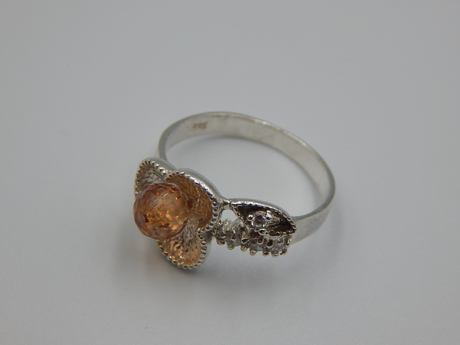 Серебряное кольцо с цирконием и стеклом (30617935) 3