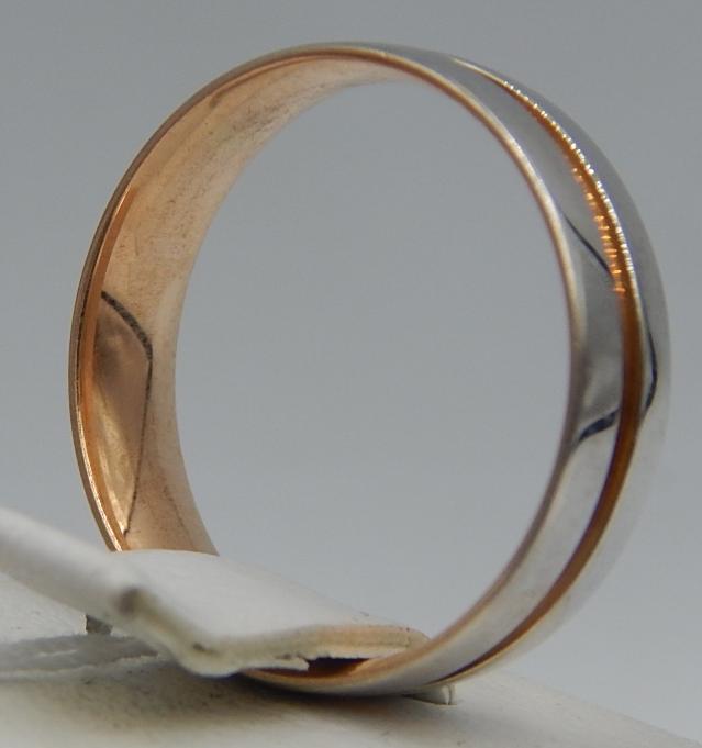 Обручальное кольцо из красного и белого золота (29361569)  2