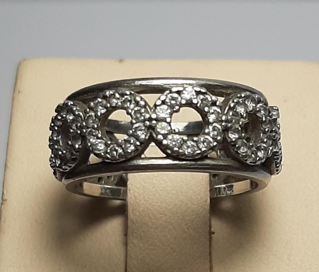 Серебряное кольцо с цирконием (25759661) 0