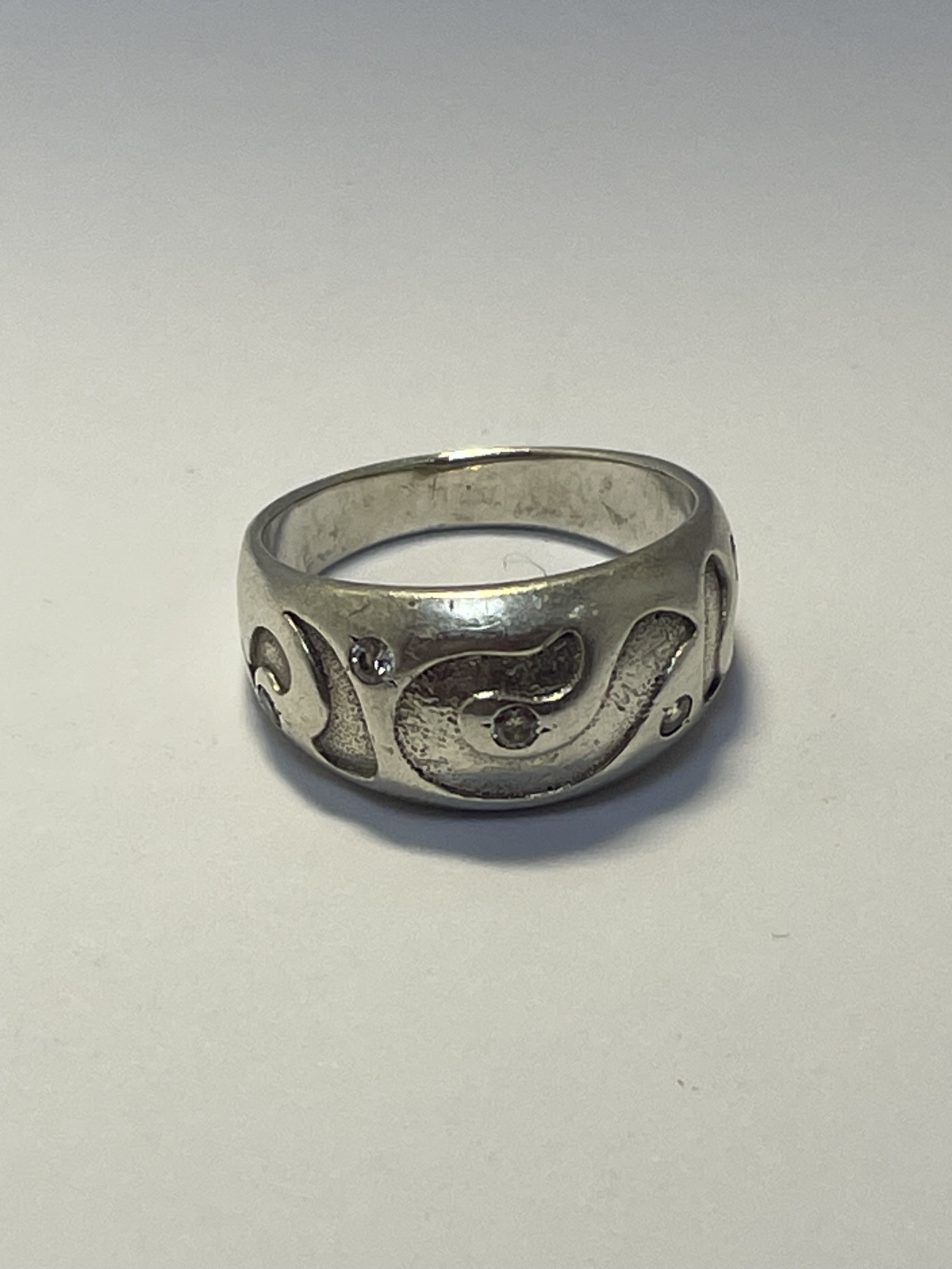 Серебряное кольцо с цирконием (33746447) 1