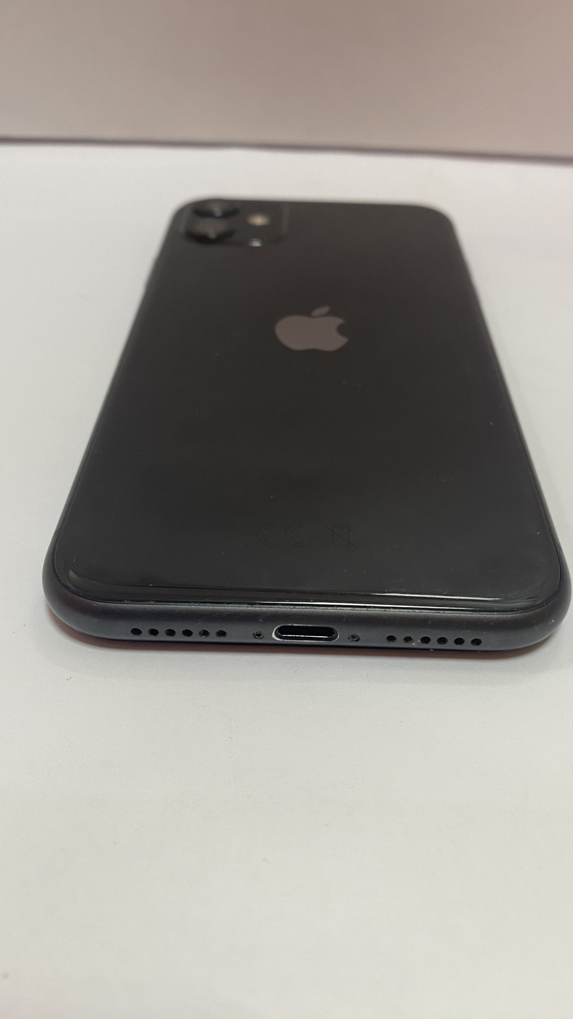 Apple iPhone 11 64GB Black  2