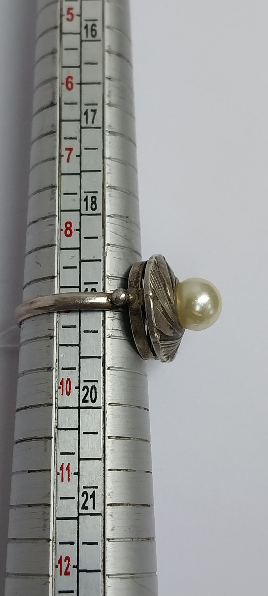 Срібна каблучка з перлиною (33808438) 3