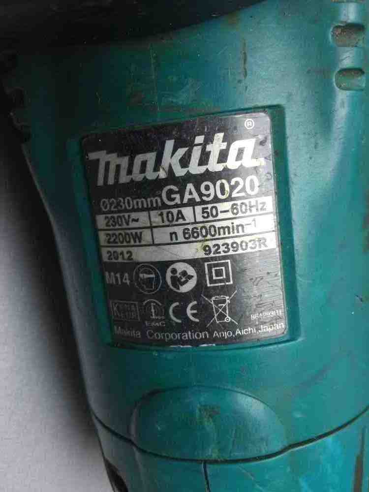 Кутова шліфувальна машина (Болгарка) Makita GA9020 2
