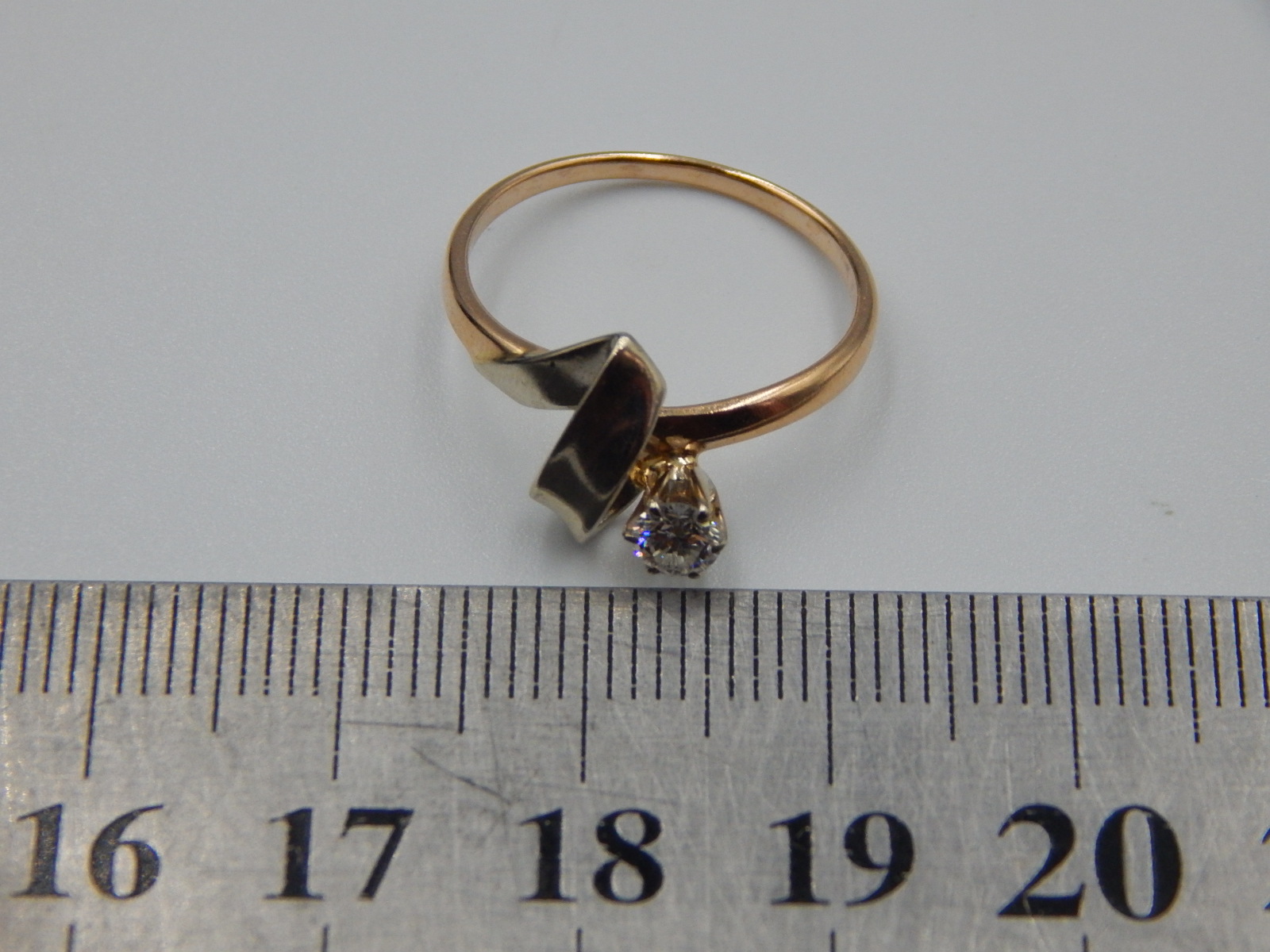 Кольцо из красного и белого золота с бриллиантом (-ми) (31559079) 4