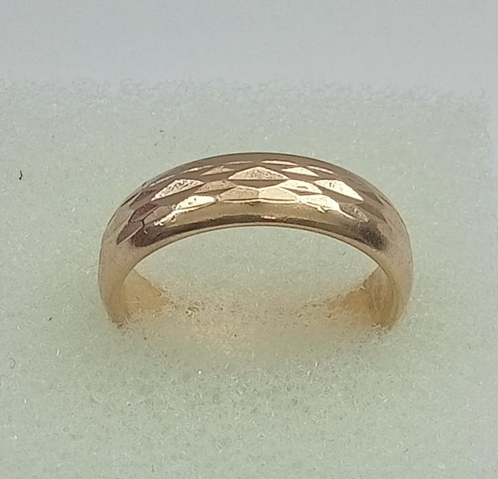 Обручальное кольцо из красного золота (33469899) 0