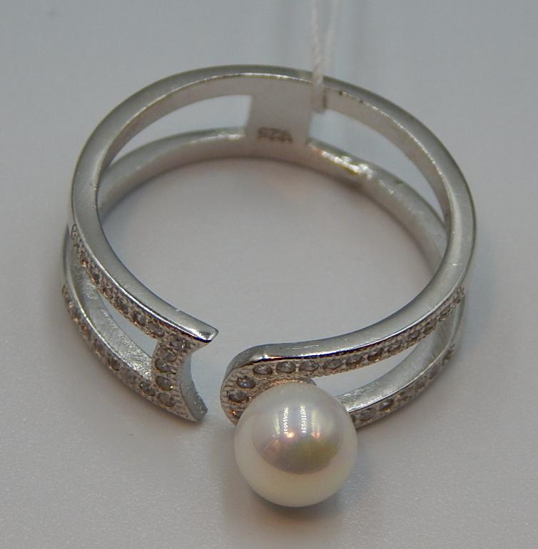 Серебряное кольцо с жемчугом и цирконием (30537100)  2