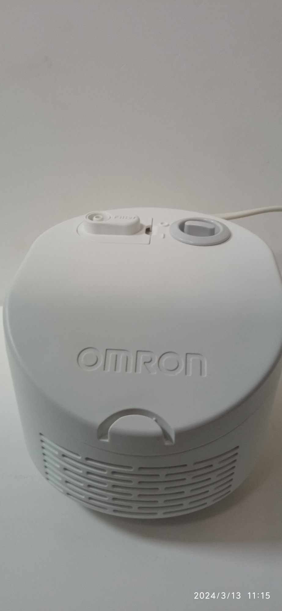 Компрессорный ингалятор Omron C101 Essential (NE-C101-E)  0