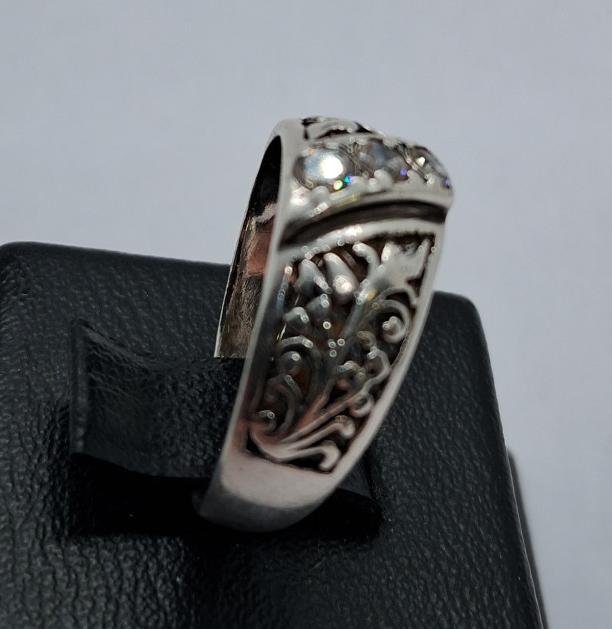Серебряное кольцо с цирконием (32649030) 2