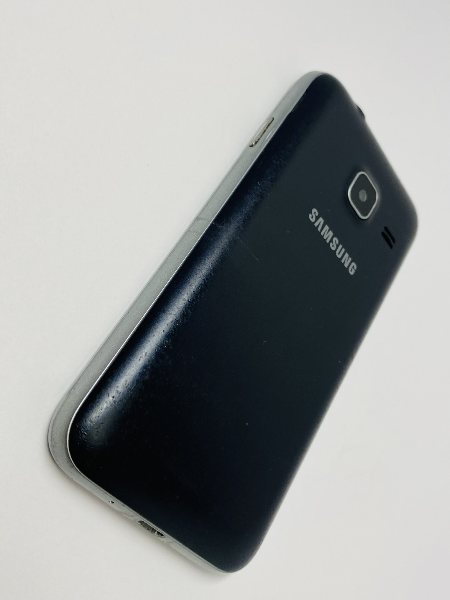 Samsung Galaxy J1 mini (SM-J105H) 1/8Gb 2