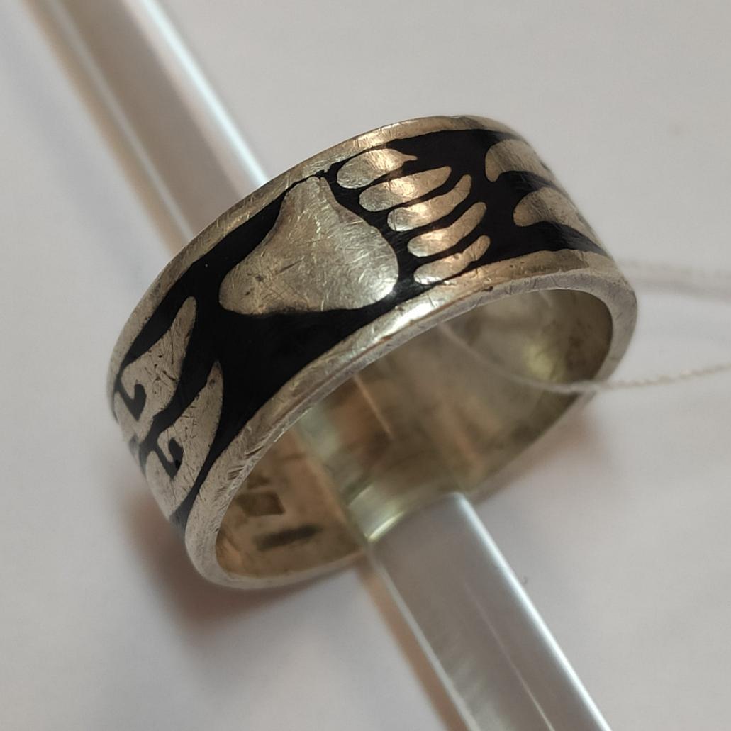 Серебряное кольцо с эмалью (33646854) 0
