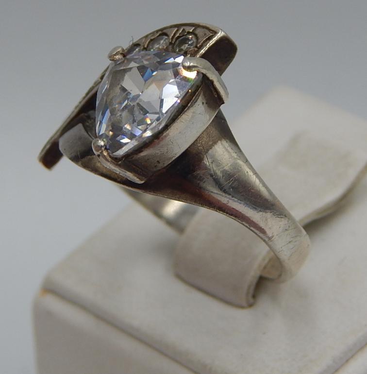 Серебряное кольцо с цирконием (24046246) 2