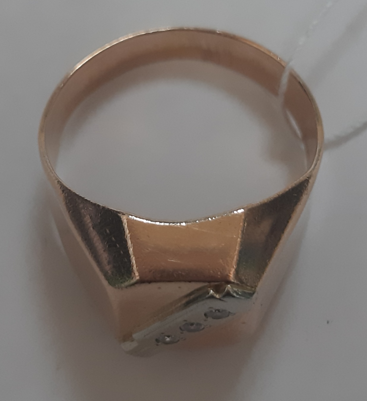Перстень із червоного та білого золота з цирконієм (30220524) 3