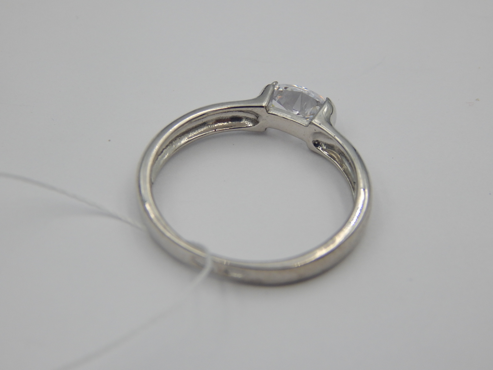 Серебряное кольцо с цирконием (30853518) 4
