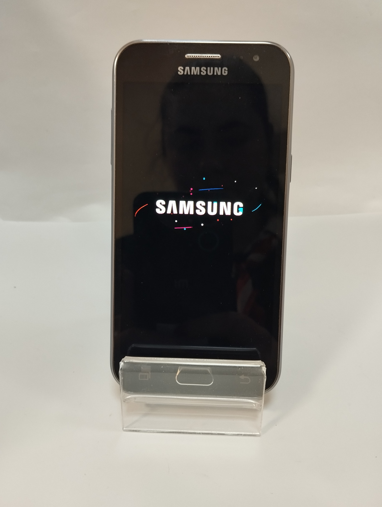 Samsung Galaxy J2 (SM-J200H) 1/8Gb 1
