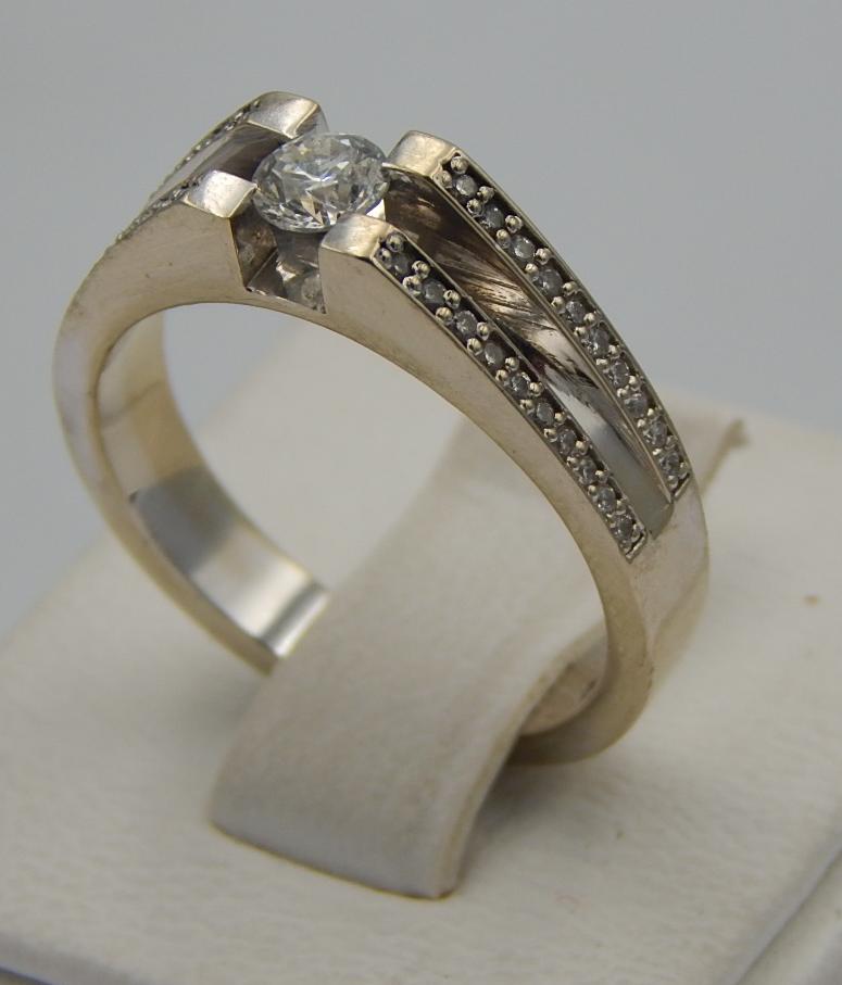 Кольцо из белого золота с бриллиантом (-ми) (30717967) 1