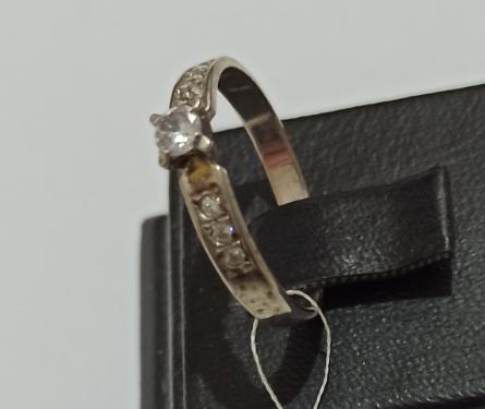 Серебряное кольцо с цирконием (30071014) 1