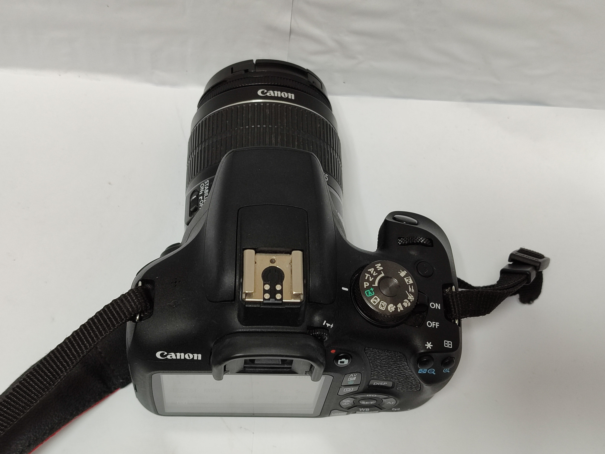 Фотоапарат Canon EOS 2000D 3