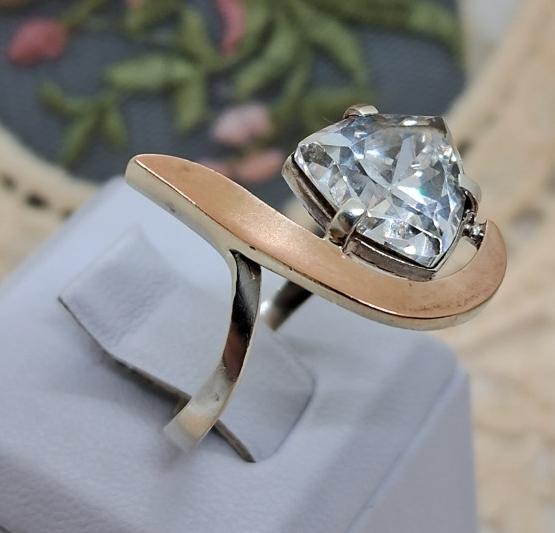 Серебряное кольцо с позолотой и цирконием (32741477) 3