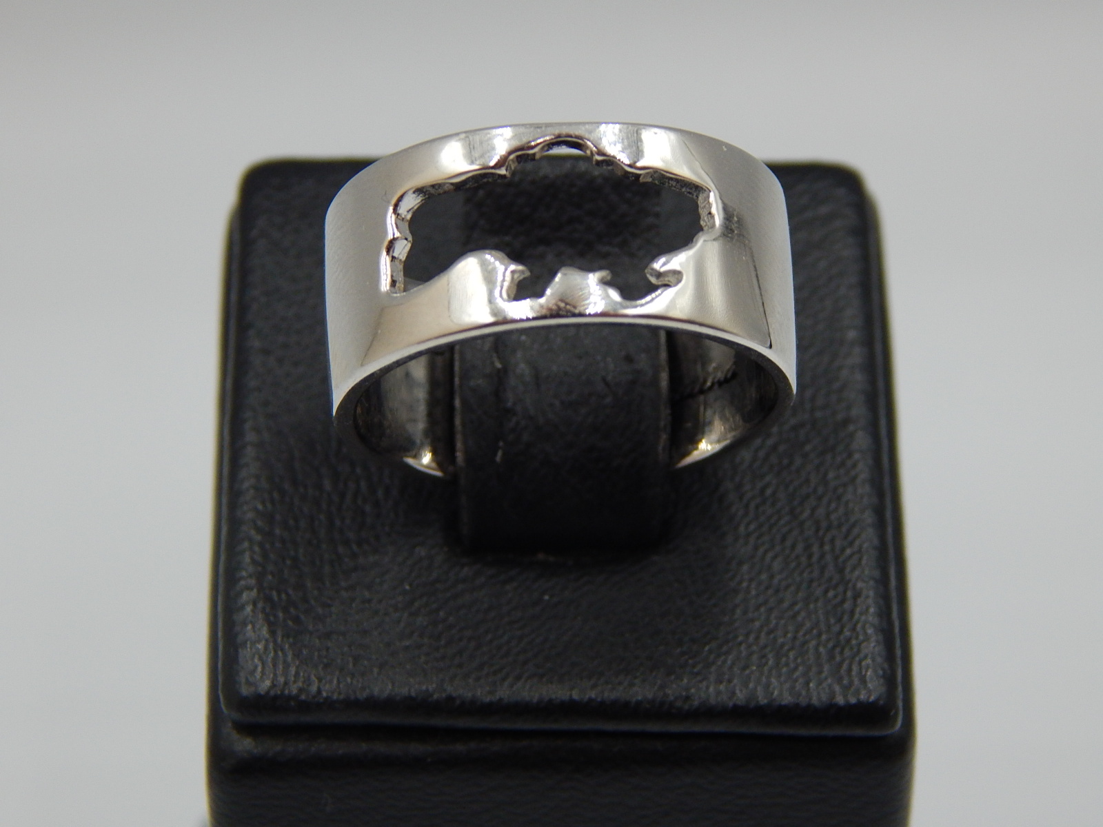 Серебряное кольцо (33462054) 3