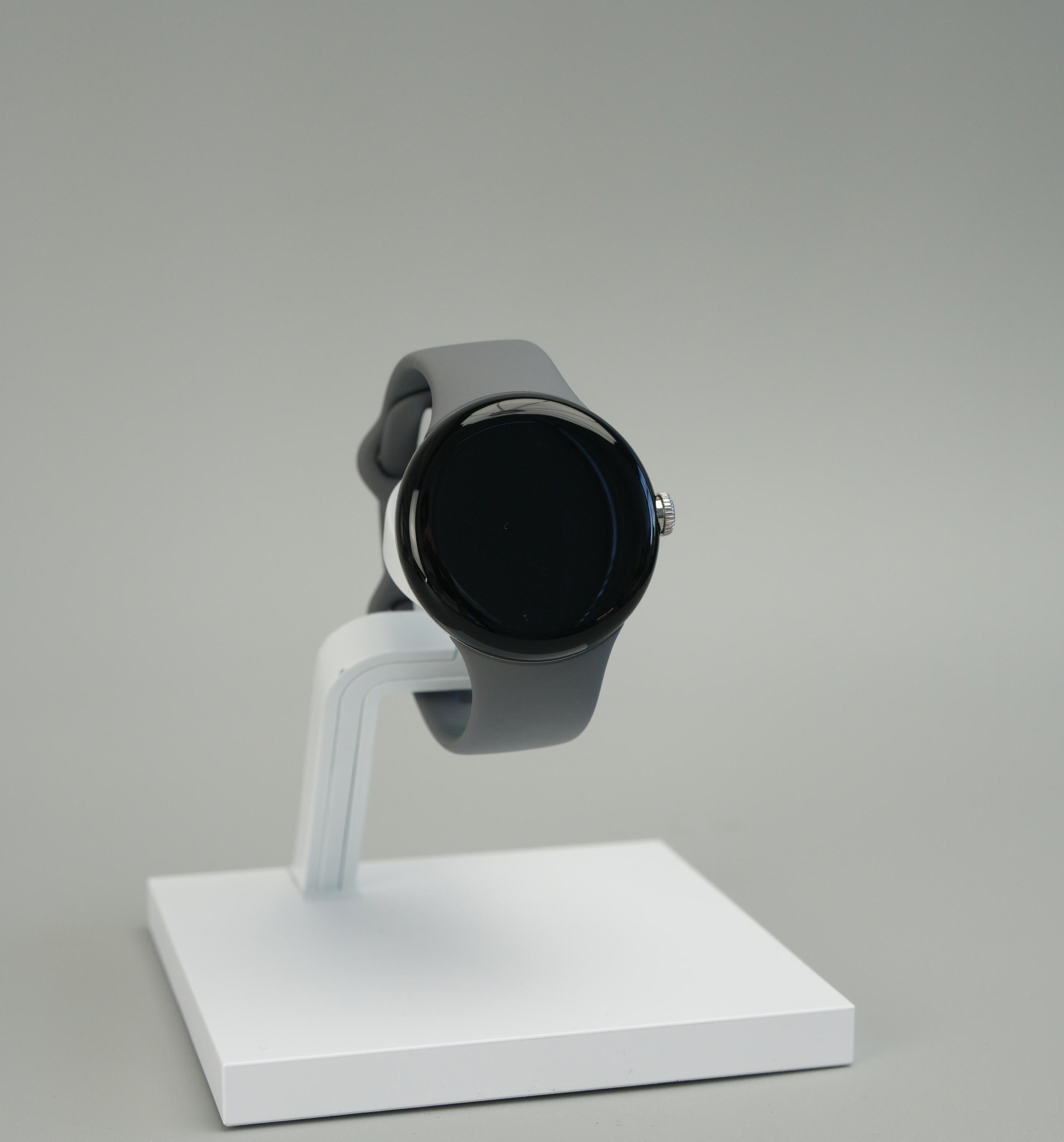 Смарт-часы Google Pixel Watch Polished Silver case / Chalk Active band 1