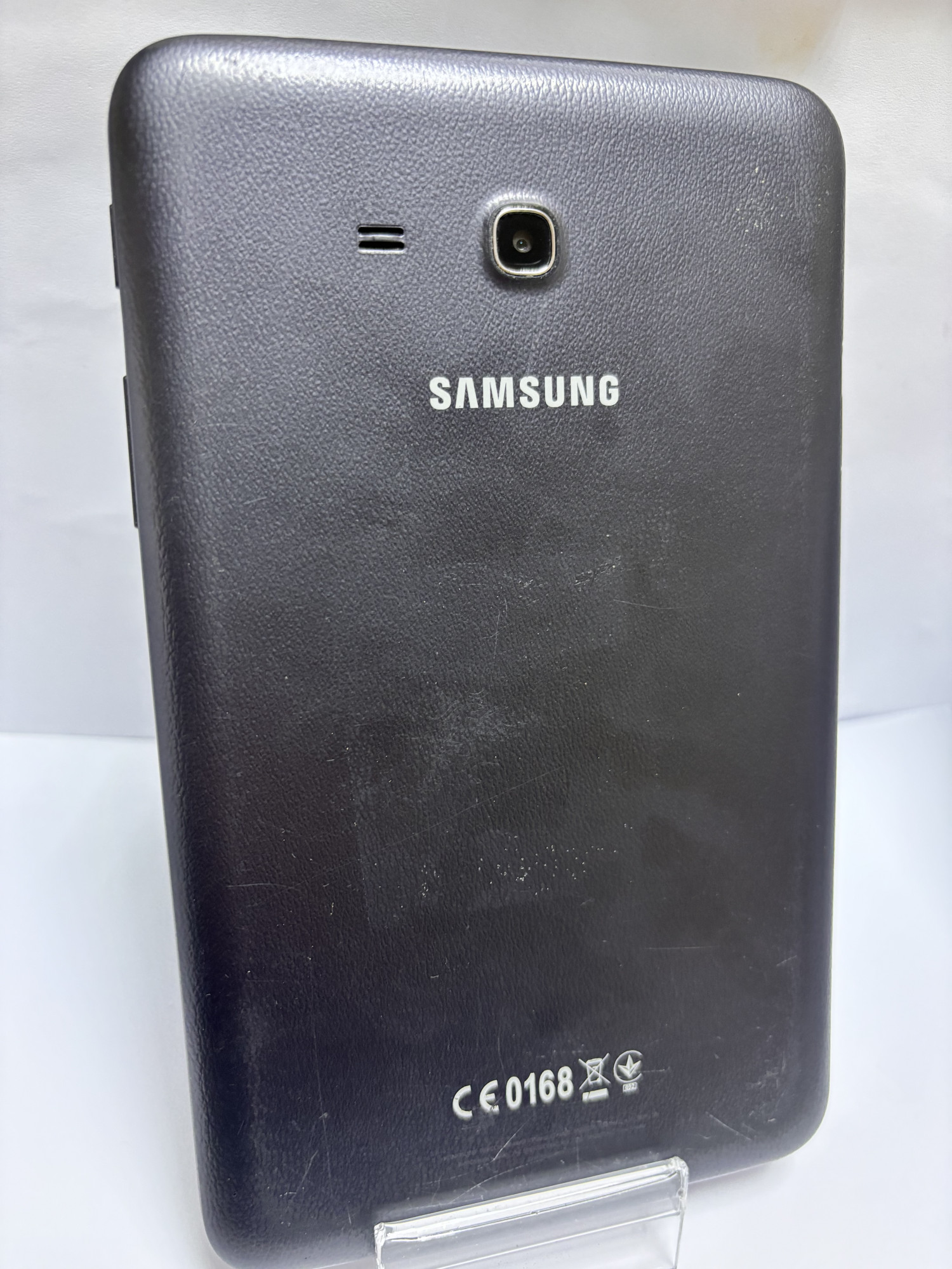 Планшет Samsung Galaxy Tab 3 Lite SM-T113 1/8Gb 2