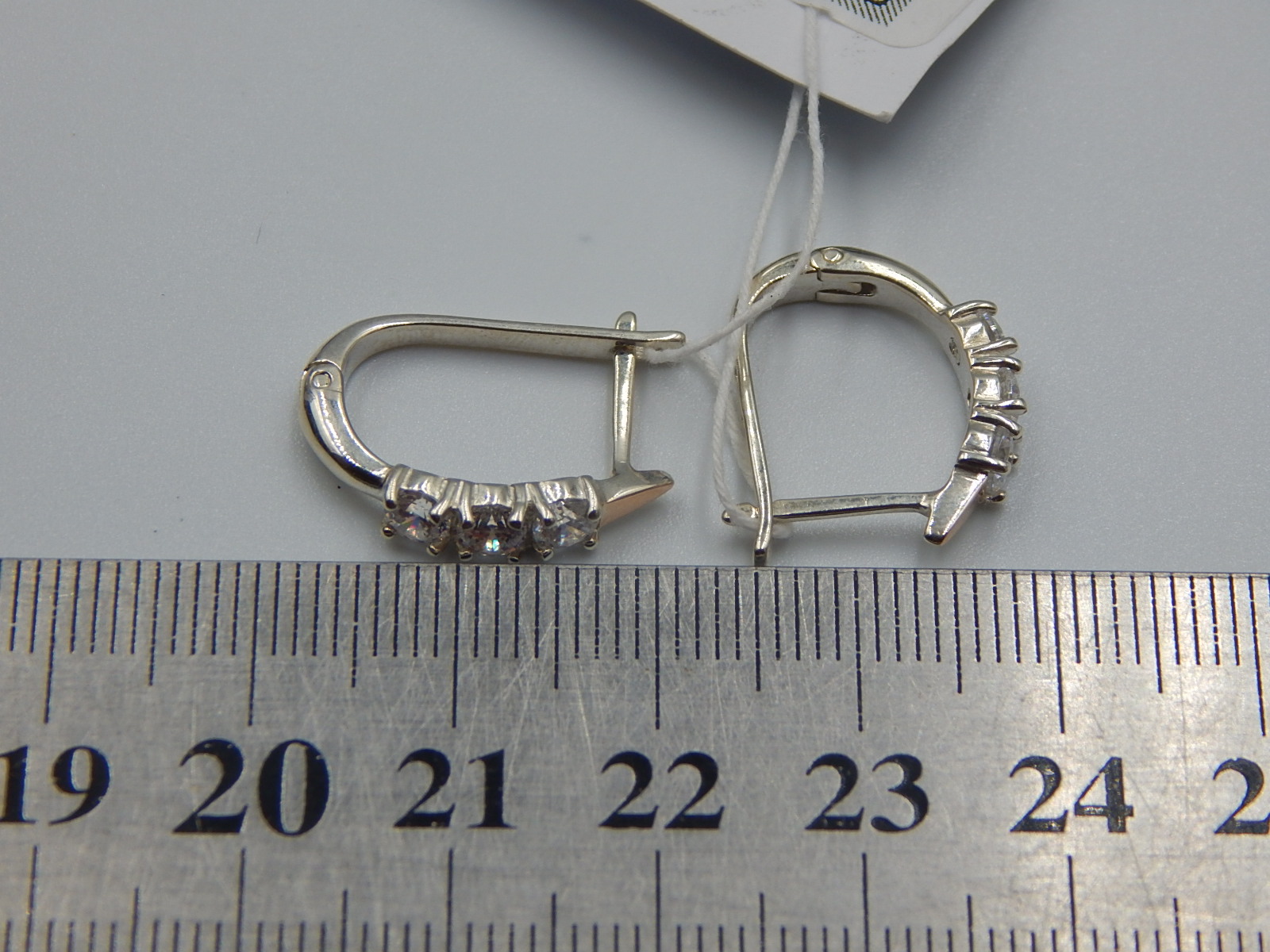 Серебряные серьги с позолотой и цирконием (31625556) 6