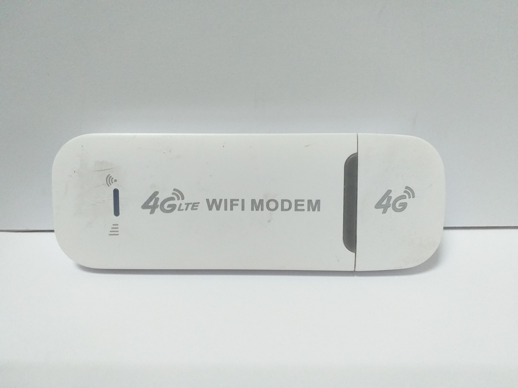4G модем USB c WiFi роутером WavLink LTE UFI-XX 0