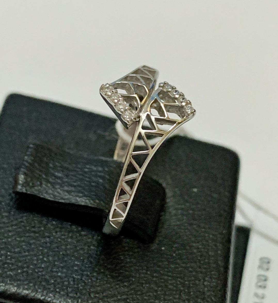 Серебряное кольцо с цирконием (17355180) 0