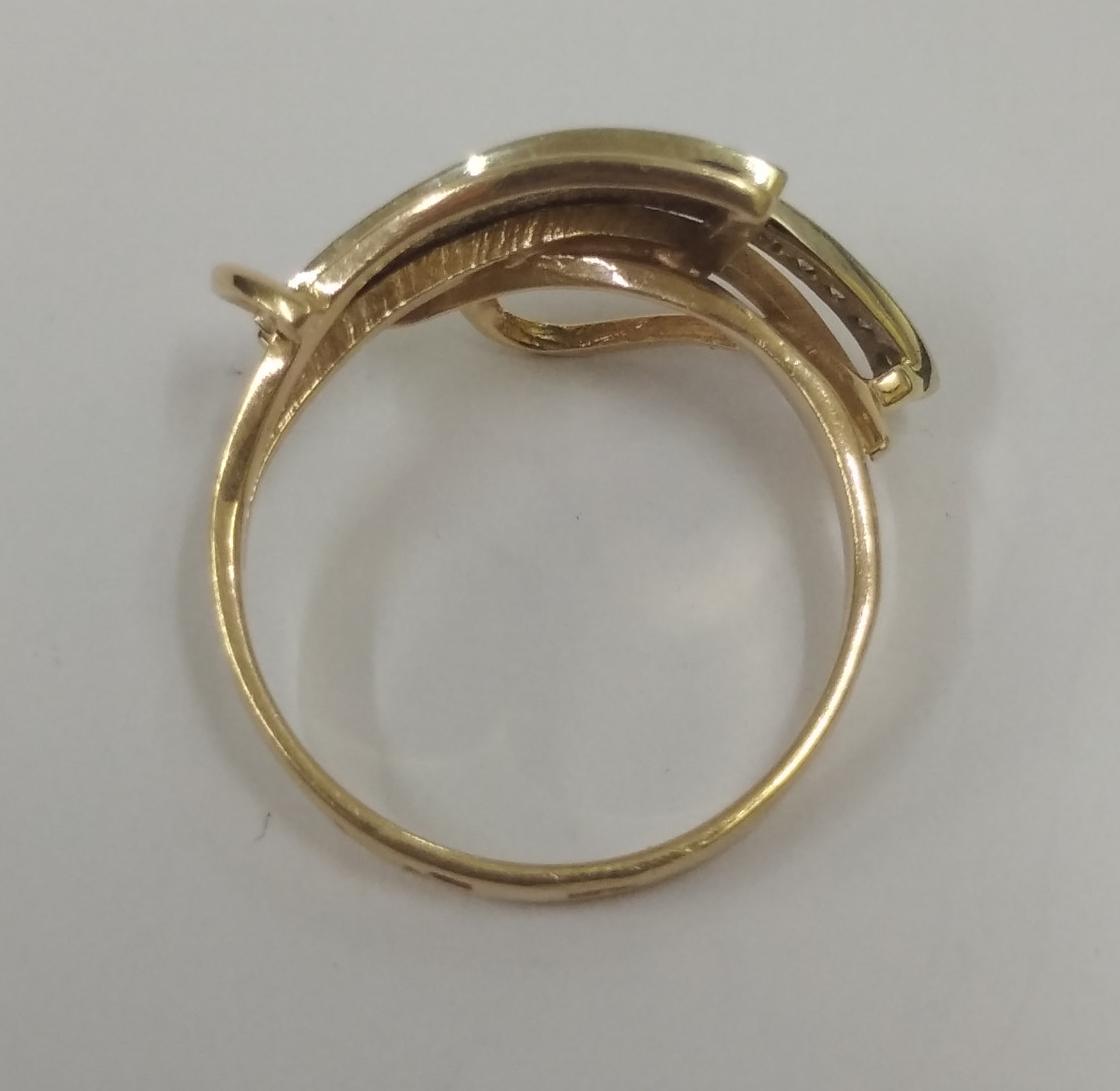 Кольцо из красного и белого золота с цирконием (31808761)  3