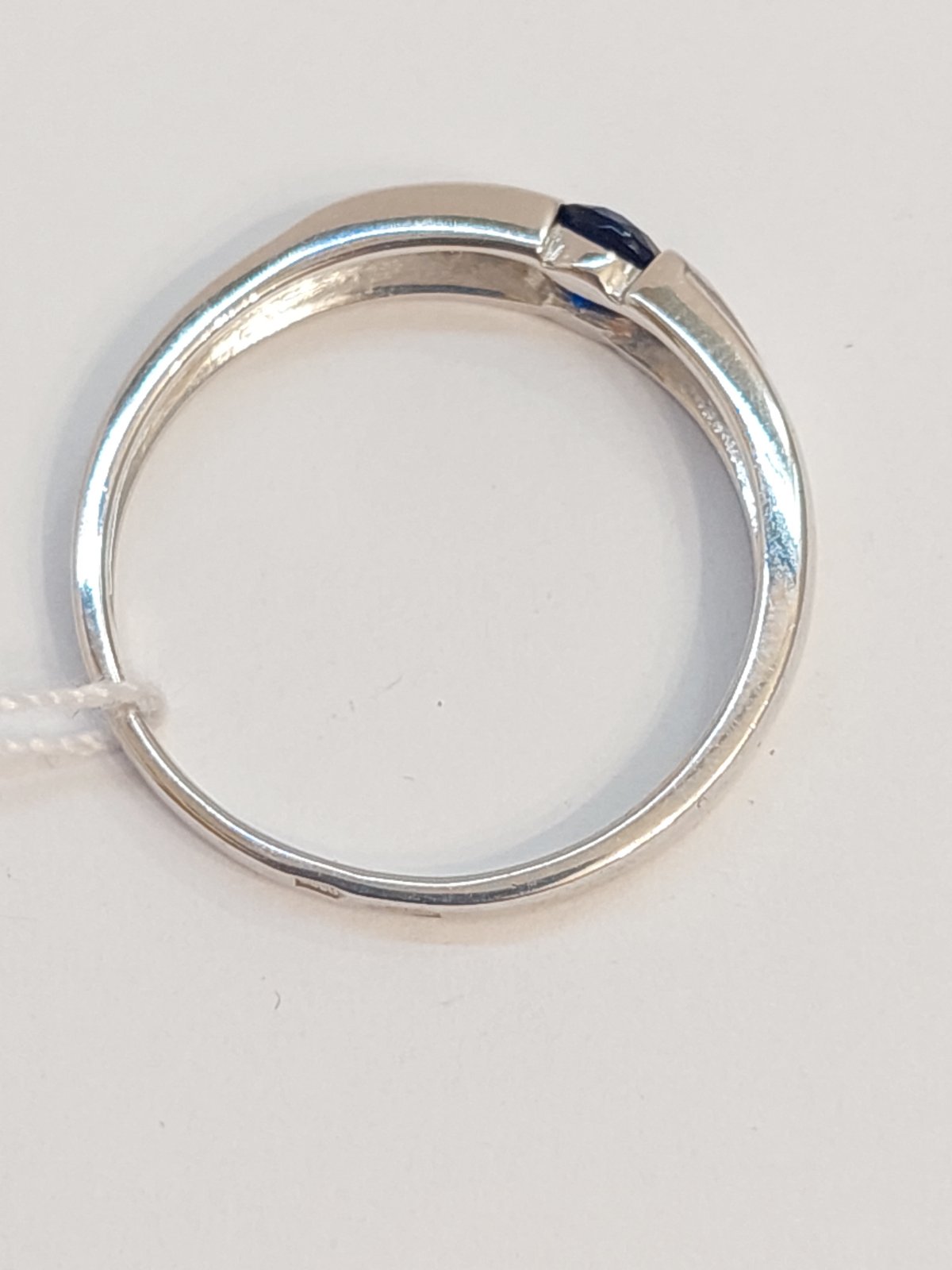 Серебряное кольцо с цирконием (29644299) 2