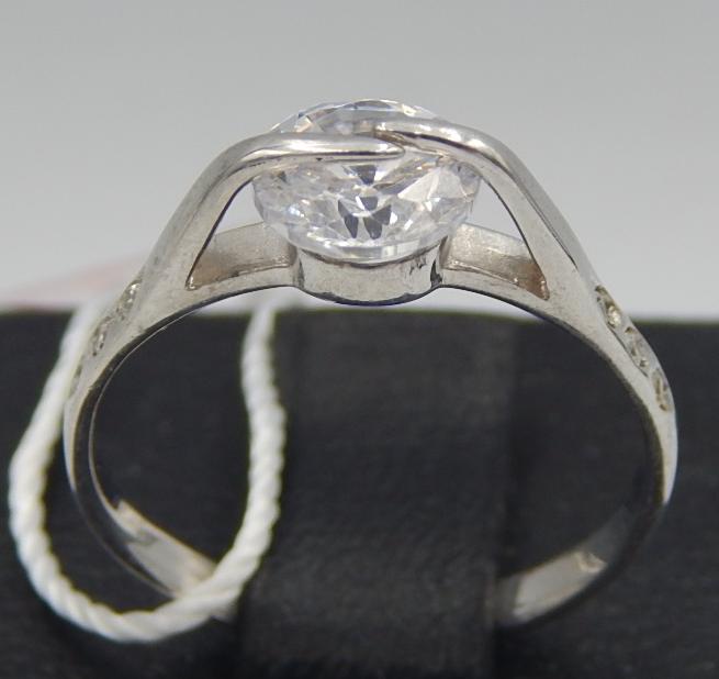 Серебряное кольцо с цирконием (28352456) 0