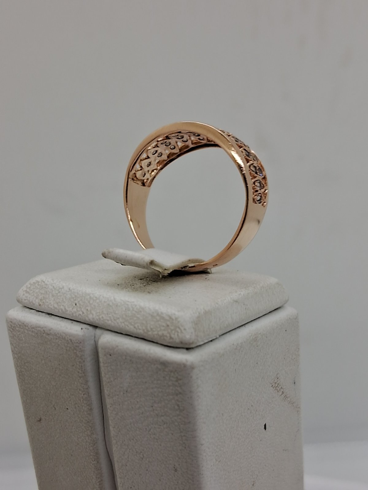 Кольцо из красного золота с цирконием (32145277)  2