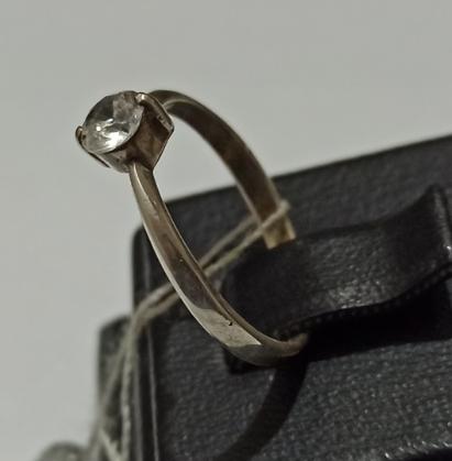 Серебряное кольцо с цирконием (30511800) 1