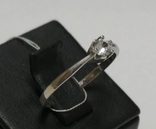 Серебряное кольцо с цирконием (31933747) 1